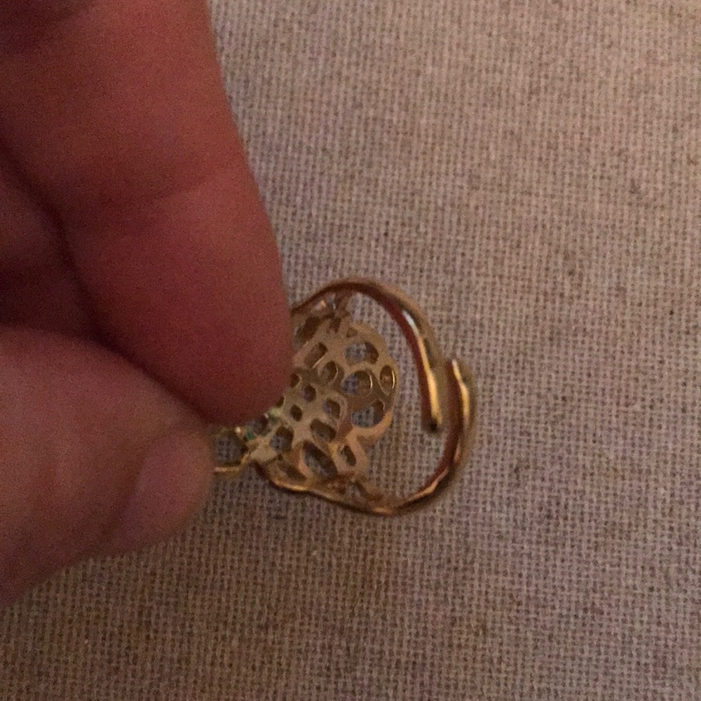 Ring - Picture 2 of 4